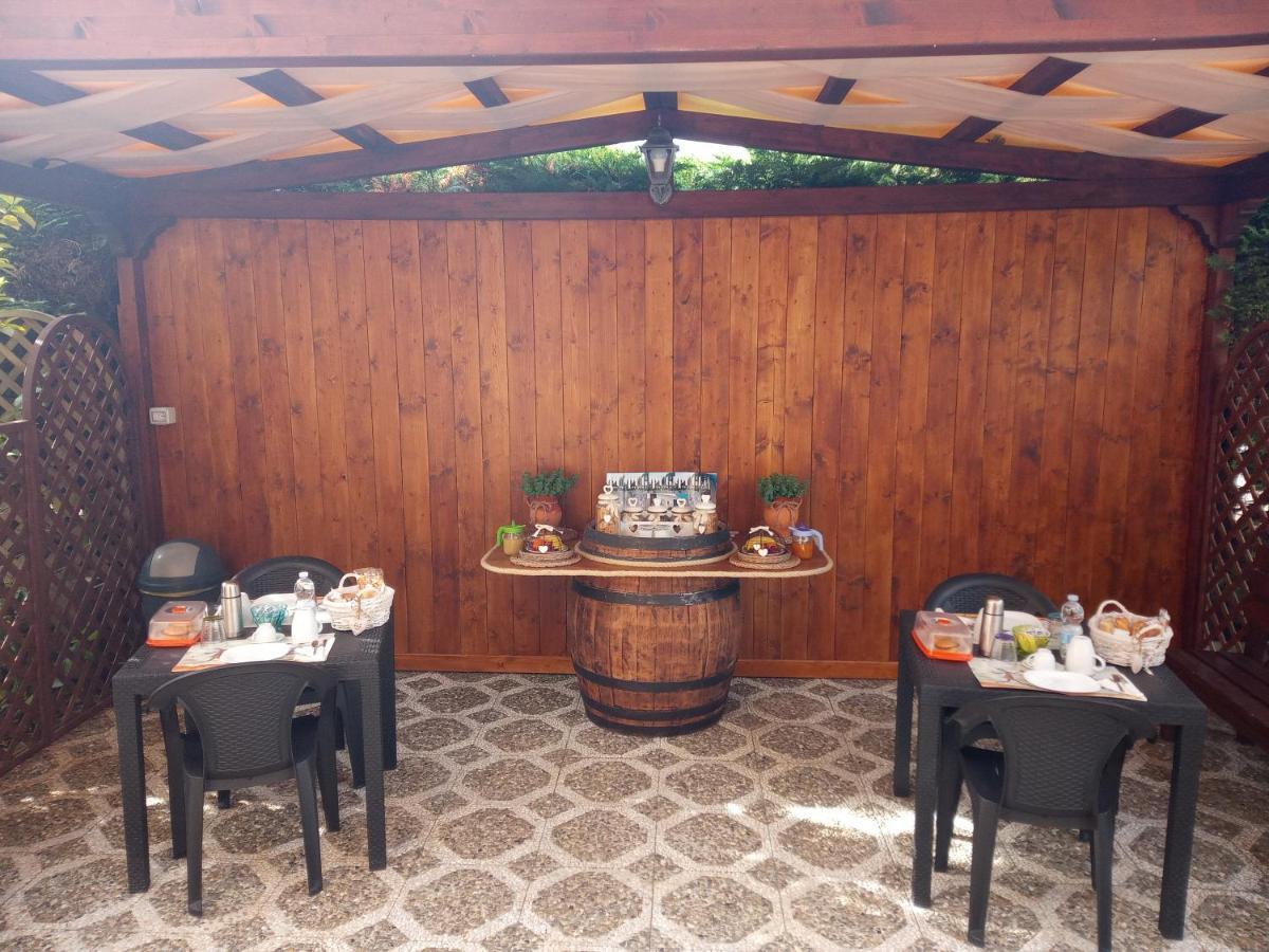 B&B L'Oasi Del Sole Уджано ла Киеза Екстериор снимка