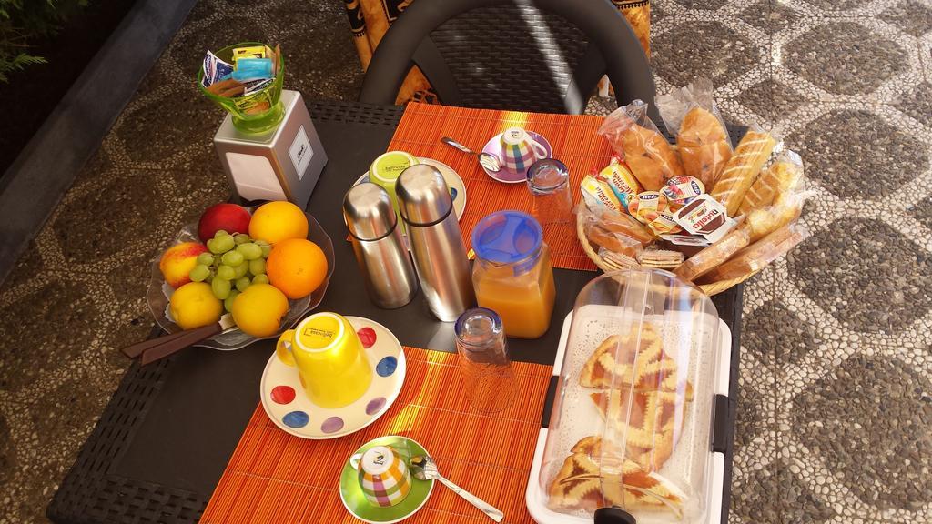 B&B L'Oasi Del Sole Уджано ла Киеза Екстериор снимка